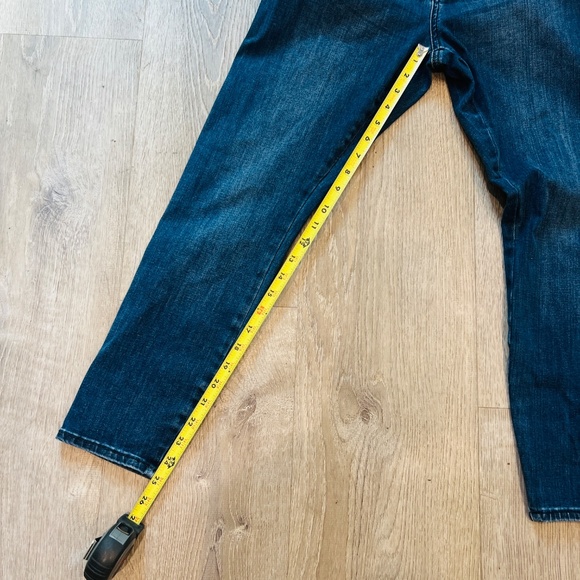 NYDJ Ami Skinny Jeans Women's Size 12P Blue Denim Lift Tuck Technology stretch - Picture 13 of 16